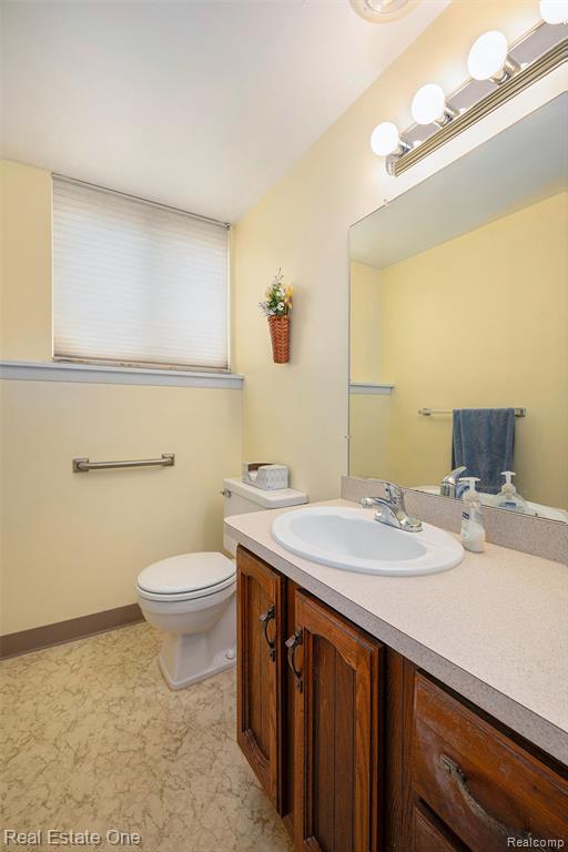 5982 Slate Drive, Troy, MI 48085 — Photo 18
