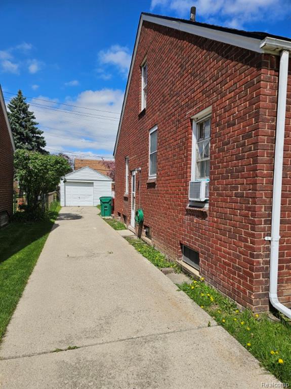 15605 Veronica Avenue, Eastpointe, MI 48021 — Photo 13