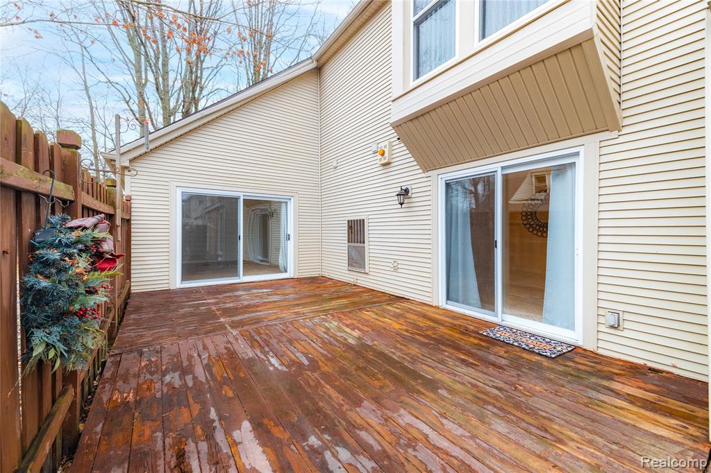8063 Colony Drive, 1, Grosse Ile, MI 48138 — Photo 2