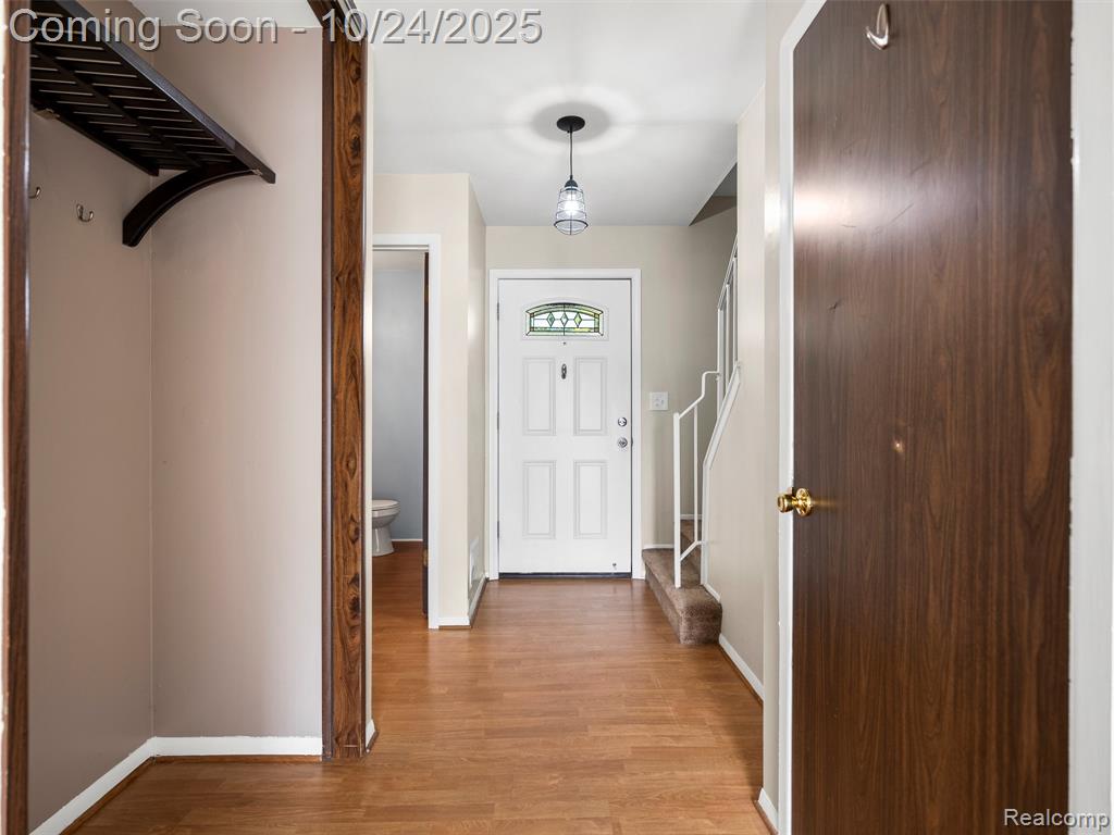 2844 Roundtree Drive, Troy, MI 48083 — Photo 10