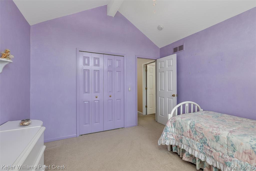 49240 Shenandoah Drive, Macomb, MI 48044 — Photo 8