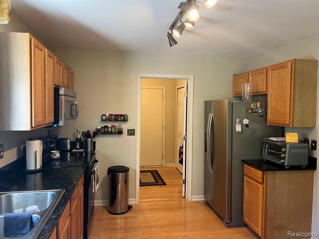 3305 Dewdrop Lane, Howell, MI 48843 — Photo 10