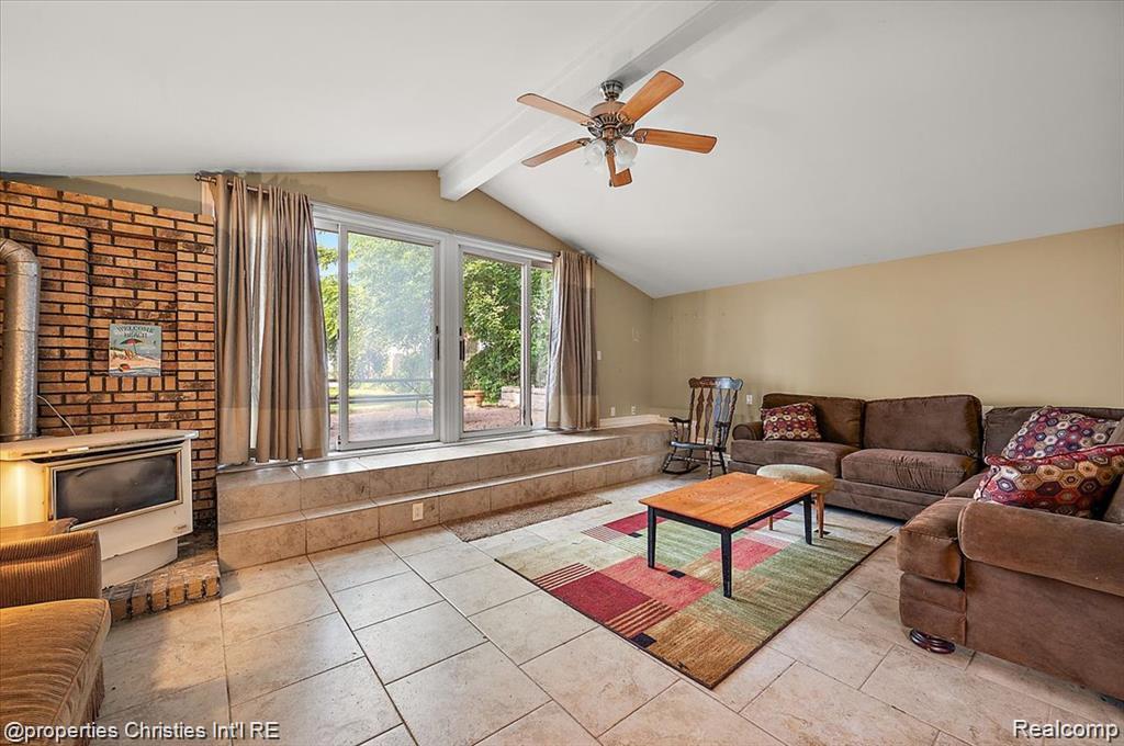 11346 E Shore Drive, Whitmore Lake, MI 48189 — Photo 15