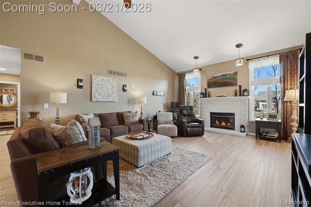 49266 Shenandoah Drive, Macomb, MI 48044 — Photo 6