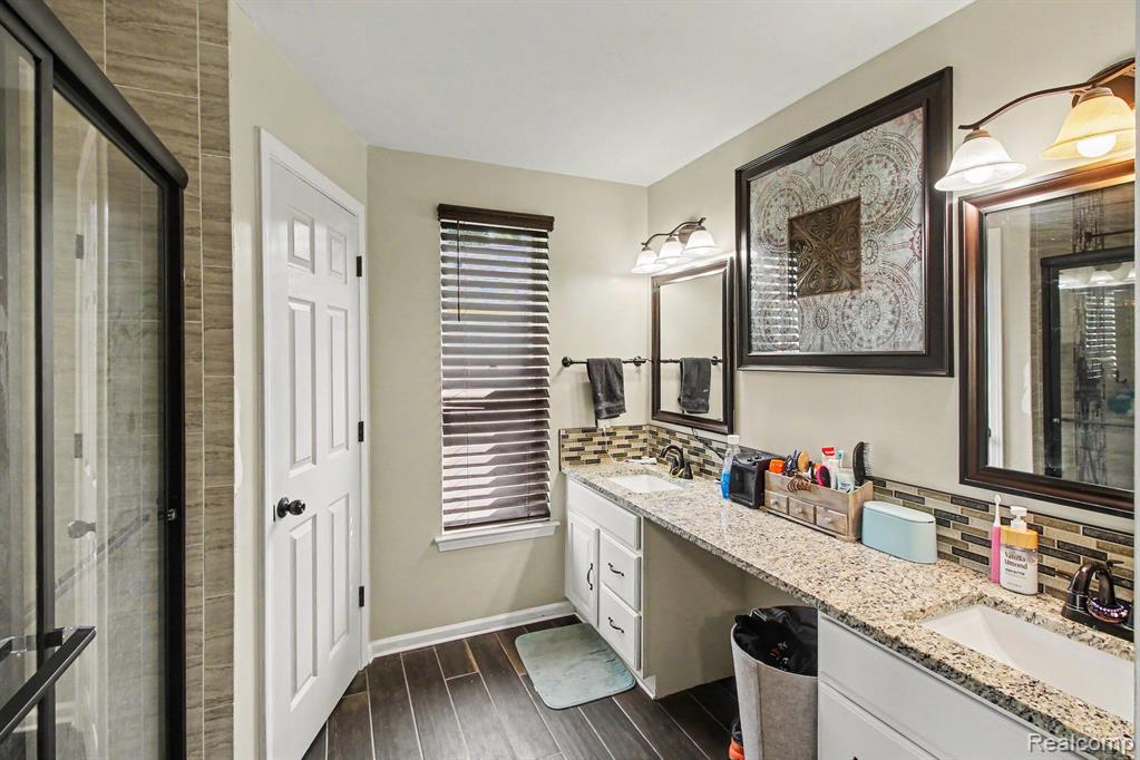 956 Callaway Court, Howell, MI 48843 — Photo 12