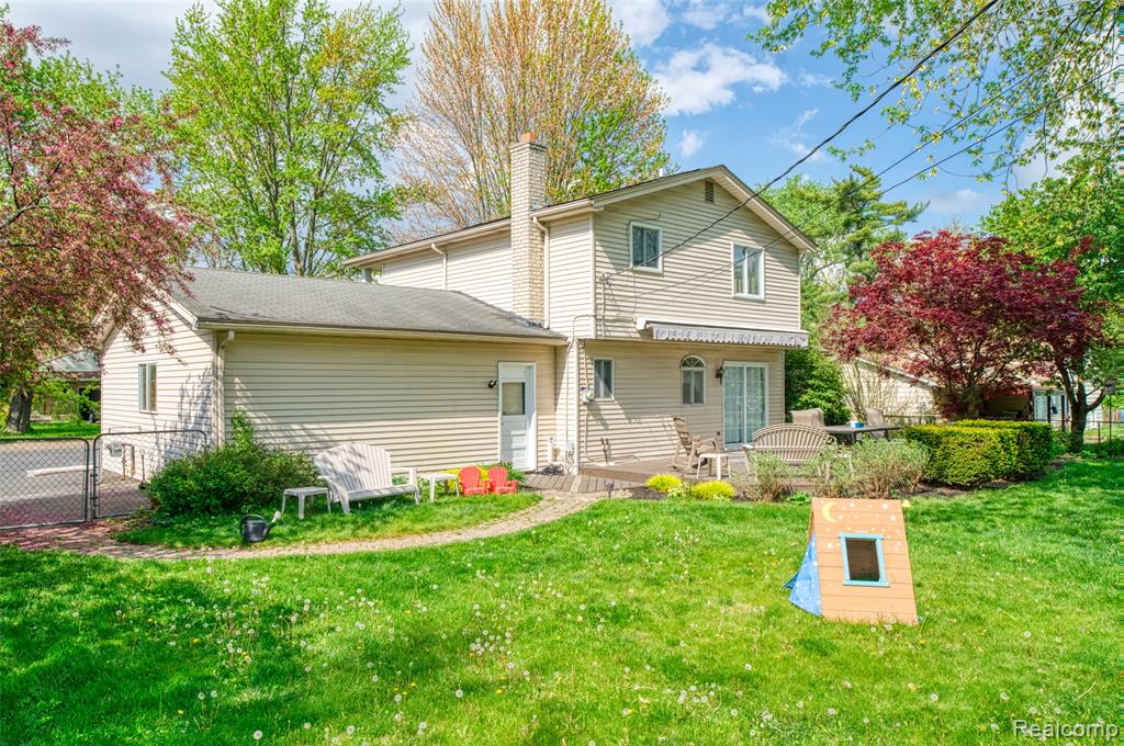 4231 Stanley Court, Waterford, MI 48329 — Photo 27