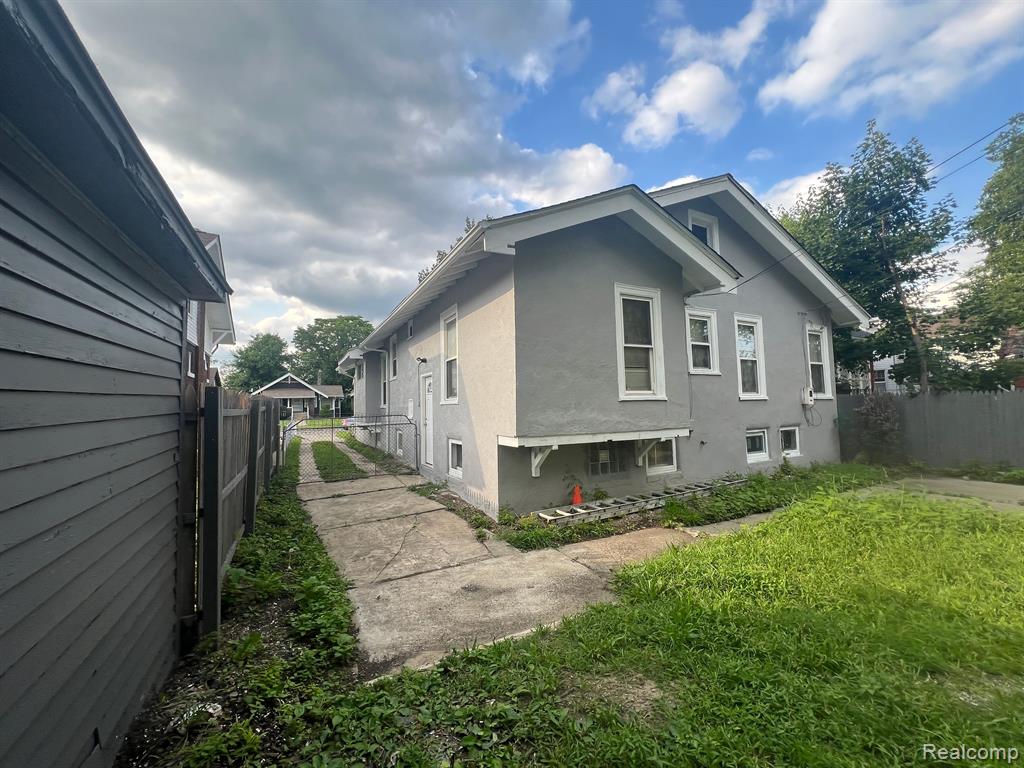 239 EASON Street, Highland Park, MI 48203 — Photo 14