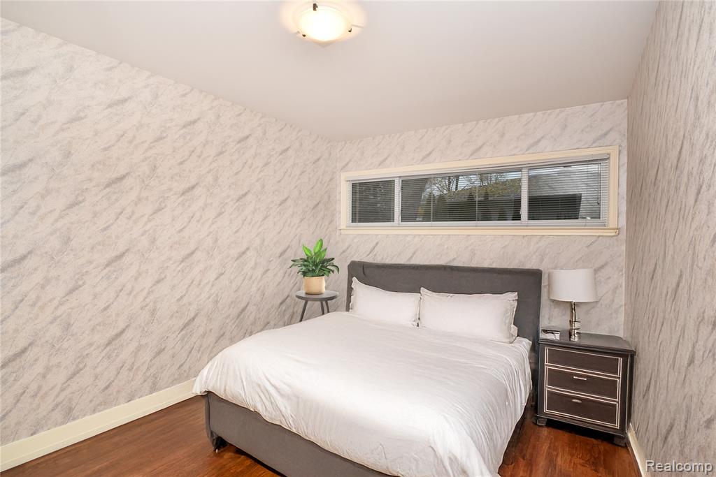 6727 Lahser Road, Bloomfield Hills, MI 48301 — Photo 25
