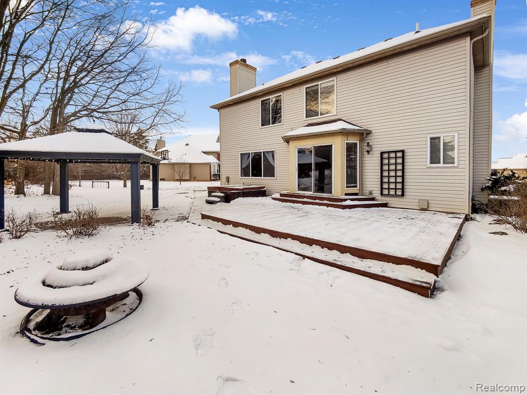 7165 WESTMINSTER Circle, Grand Blanc, MI 48439 — Photo 30