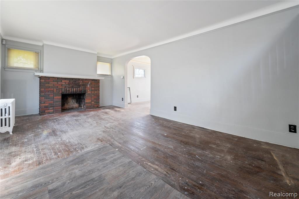 13111 MANOR Street - Photo 2