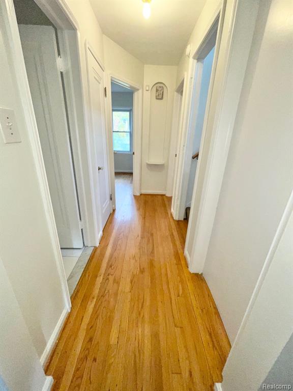 814 N Gainsborough Avenue, Royal Oak, MI 48067 — Photo 6