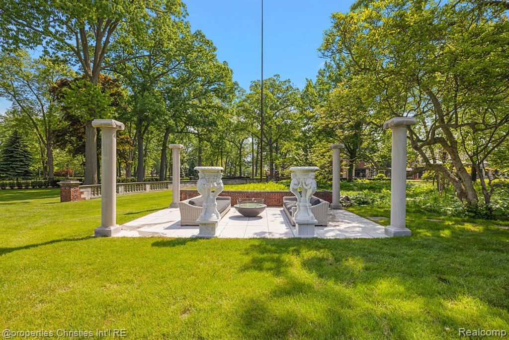 1771 BALMORAL Drive, Detroit, MI 48203 — Photo 93