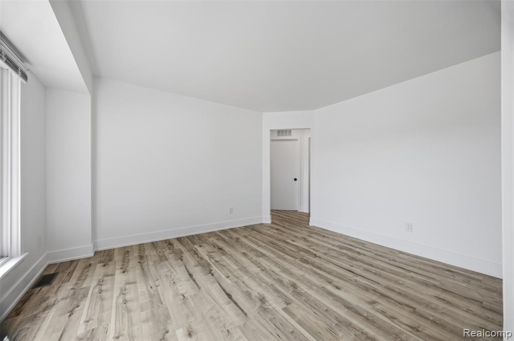 972 Arlene Avenue, Pontiac, MI 48340 — Photo 5