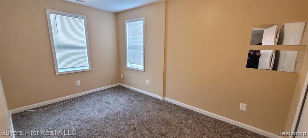 7052 Meadow Avenue, Warren, MI 48091 — Photo 7