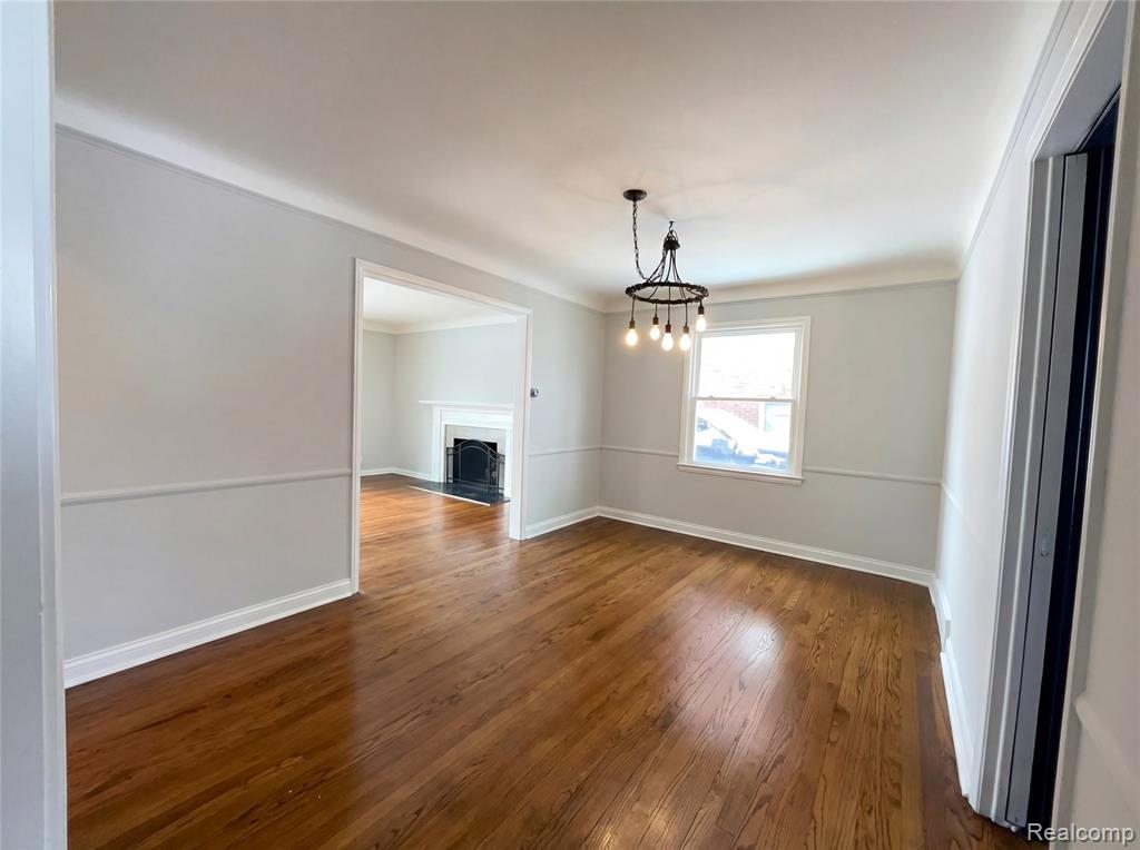 1912 Littlestone Road, Grosse Pointe Woods, MI 48236 — Photo 11
