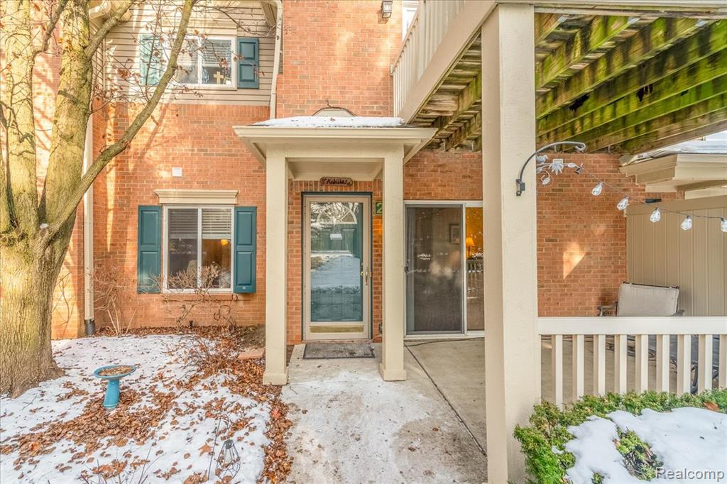 204 Marigold Circle, Westland, MI — front exterior