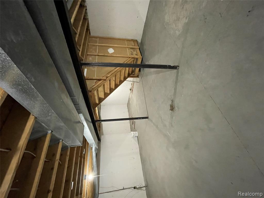 4654 Dickerson Street, Detroit, MI 48215 — Photo 18