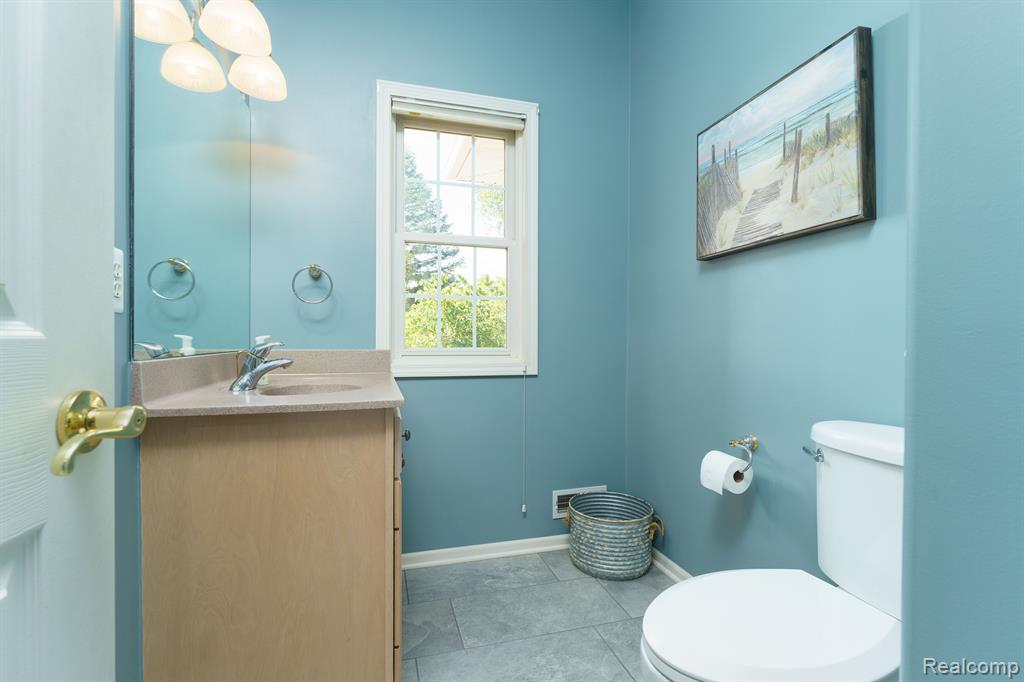 11660 BELL OAK Road, Webberville, MI 48892 — Photo 19