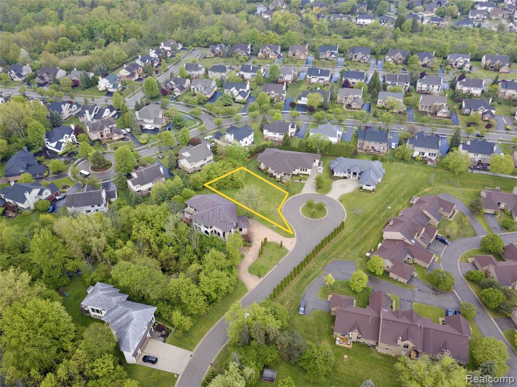 5057 Karachi Street, West Bloomfield, MI — Photo 10
