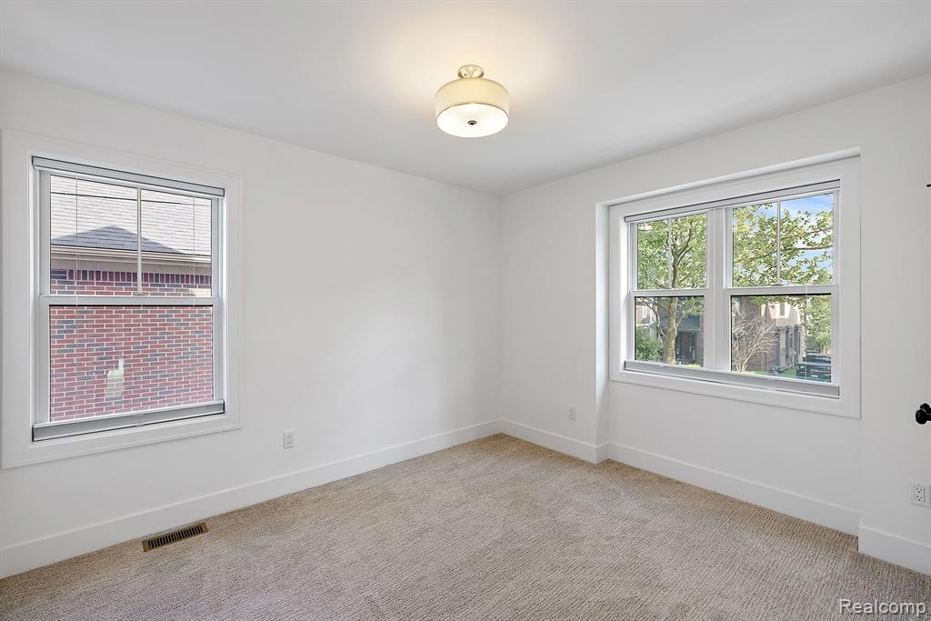 811 Smith Avenue, Birmingham, MI 48009 — Photo 37