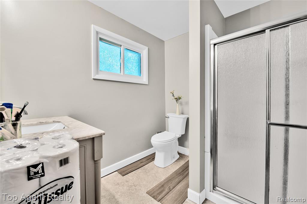 5648 Parkview Street, Newport, MI 48166 — Photo 14