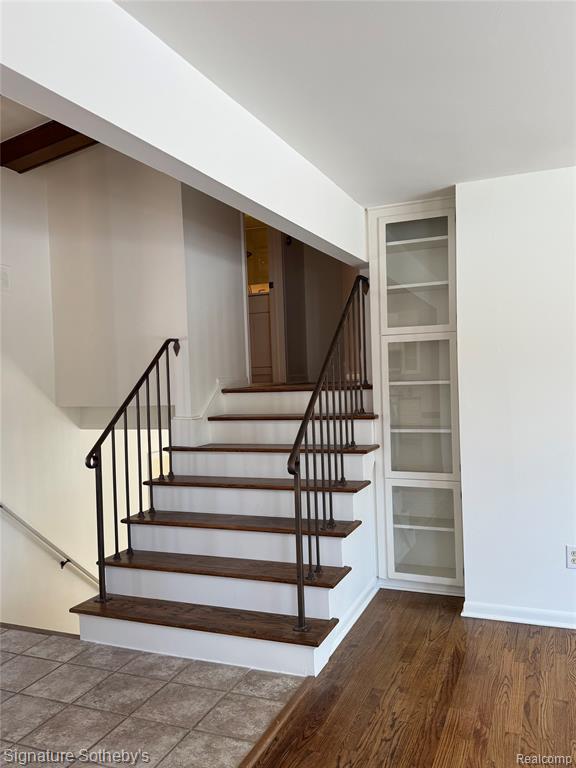 4138 Westover Drive, West Bloomfield, MI 48323 — Photo 14