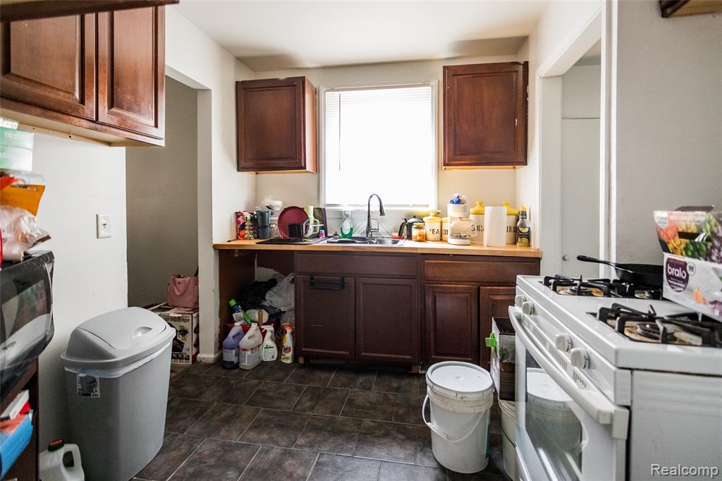 4267 Cadieux Road, Detroit, MI 48224 — Photo 9