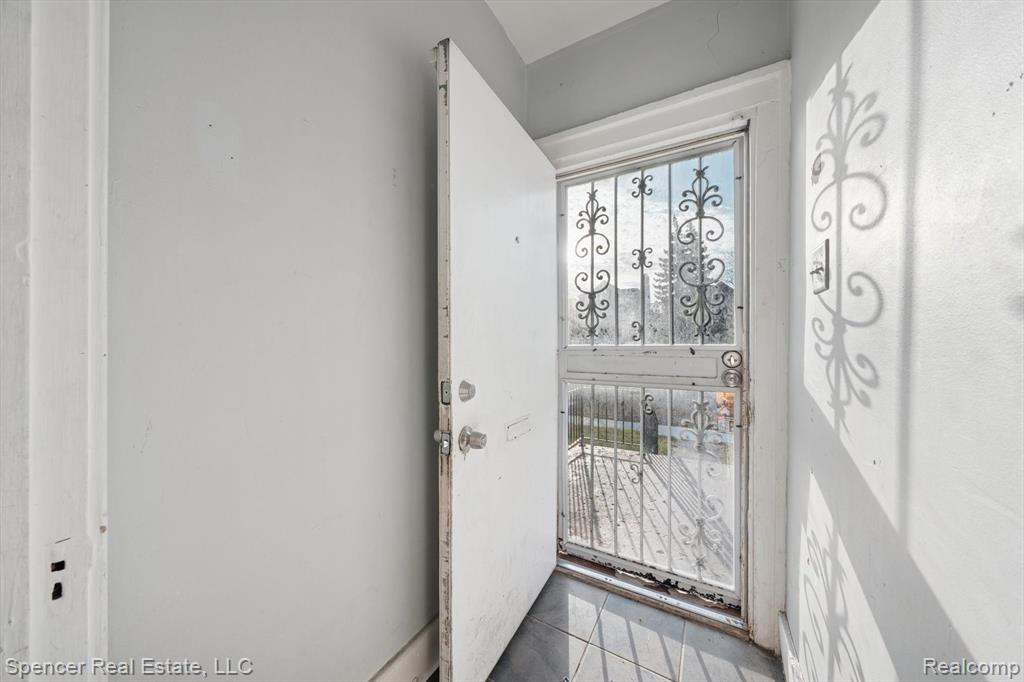 2064 Glynn Court, Detroit, MI 48206 — Photo 6