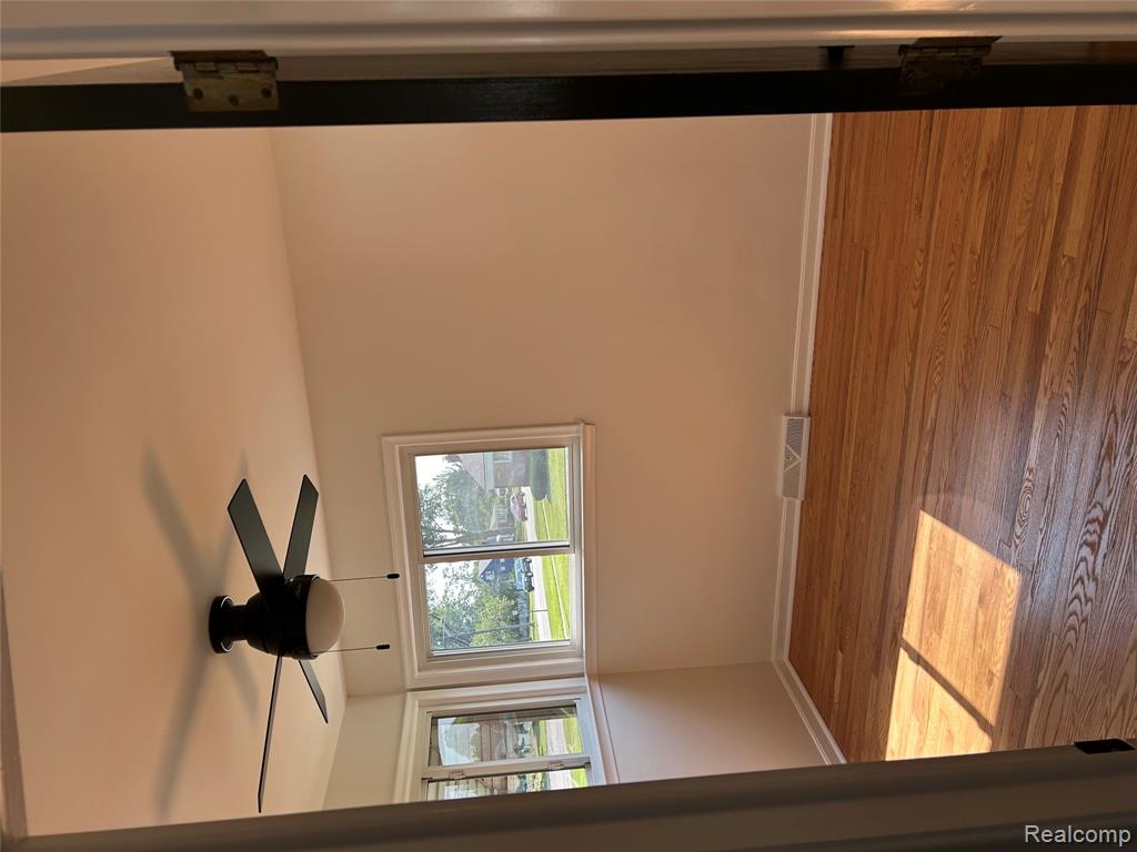 8816 Salem Lane, Redford, MI 48239 — Photo 23
