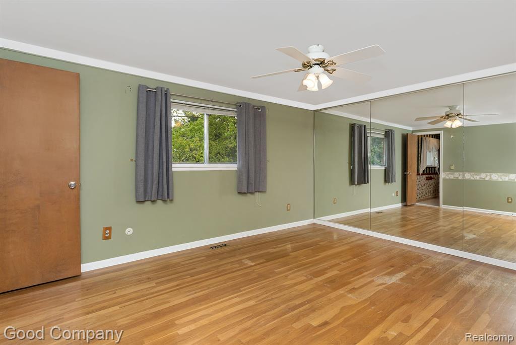 53258 BANCROFT Drive, Shelby Twp, MI 48316 — Photo 22