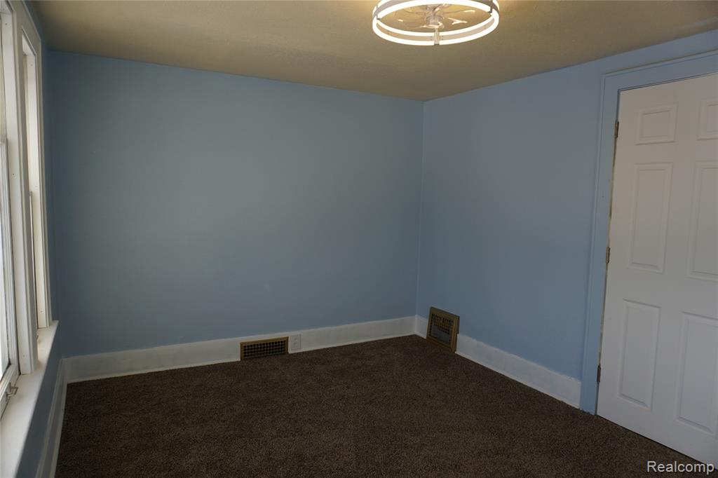 217 W Dewey Street, Flint, MI 48505 — Photo 29