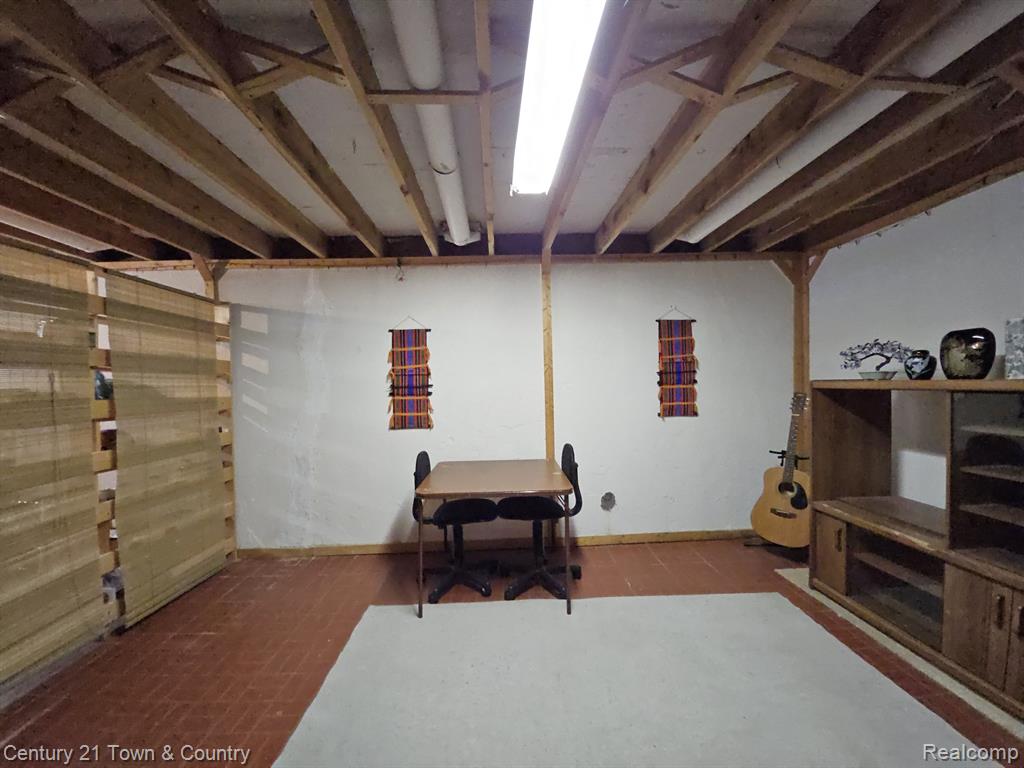 39622 University Drive, Sterling Heights, MI 48310 — Photo 21
