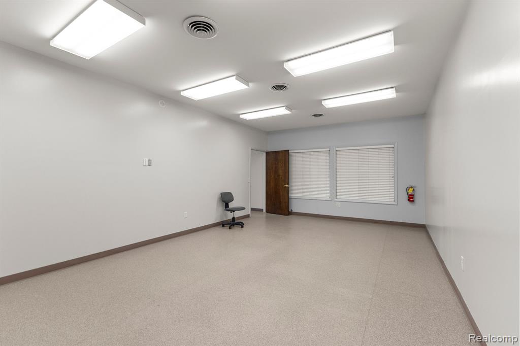 435 SUMPTER Road, Van Buren, MI 48111 — Photo 20