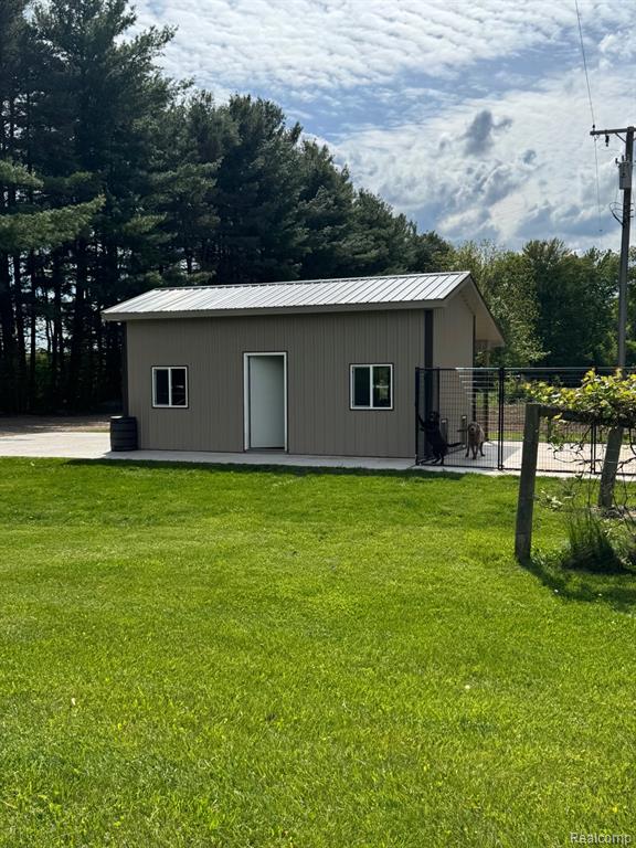 6523 JONES Road, North Branch, MI 48461 — Photo 8