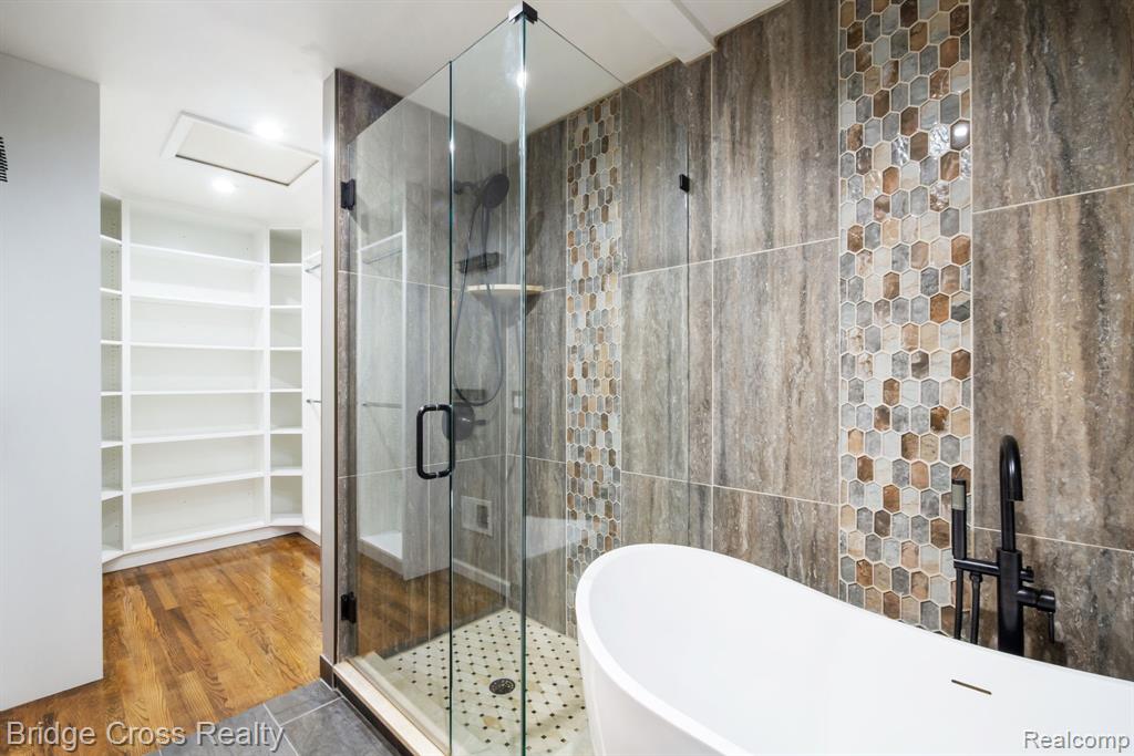 24877 Auburn Lane, Southfield, MI 48033 — Photo 15