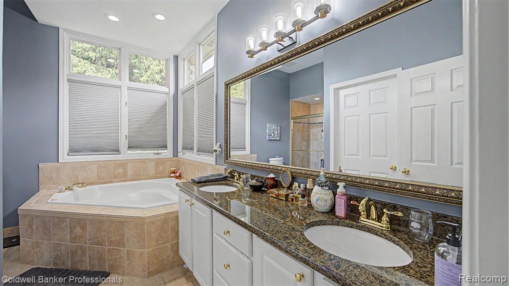 43662 Vintners Place Drive, Sterling Heights, MI 48314 — Photo 30