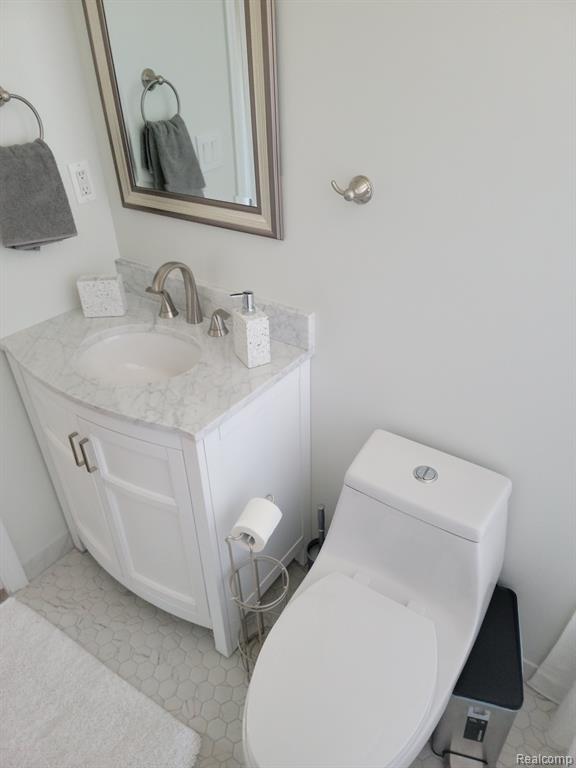 614 E 13 MILE Road, Royal Oak, MI 48073 — Photo 21