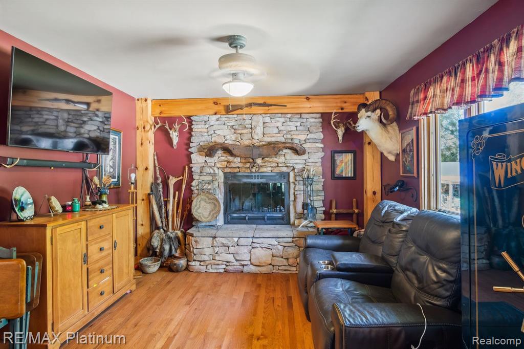5839 MASON Road, Fowlerville, MI 48836 — Photo 5