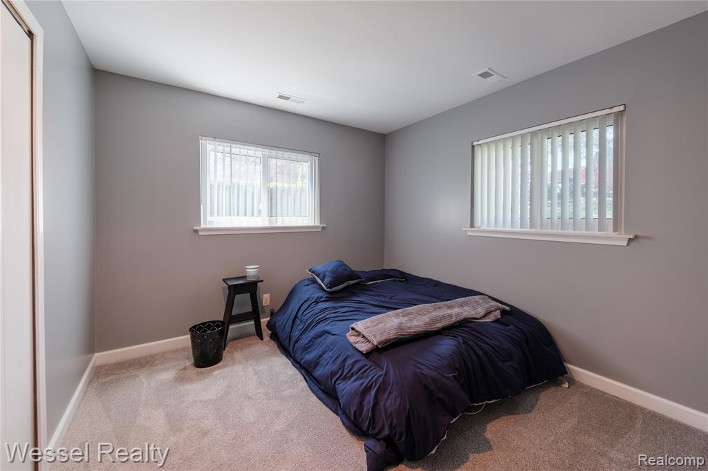 117 Coachlamp Road, Rochester, MI 48306 — Photo 37