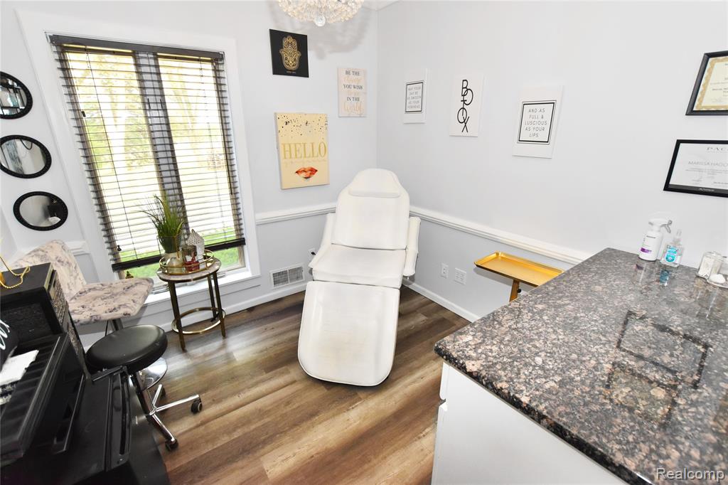 3438 Lennon Road, Flint, MI 48507 — Photo 14