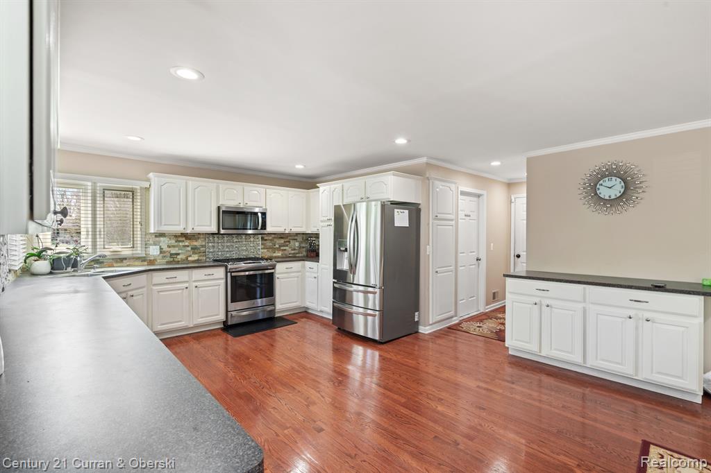 50580 MEANDER Drive, Macomb, MI 48042 — Photo 7
