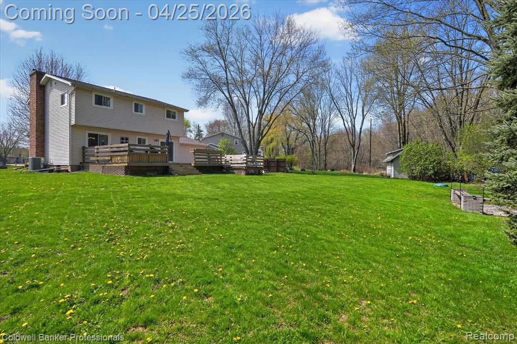 8303 Belle Bluff Drive, Grand Blanc, MI 48439 — Photo 47