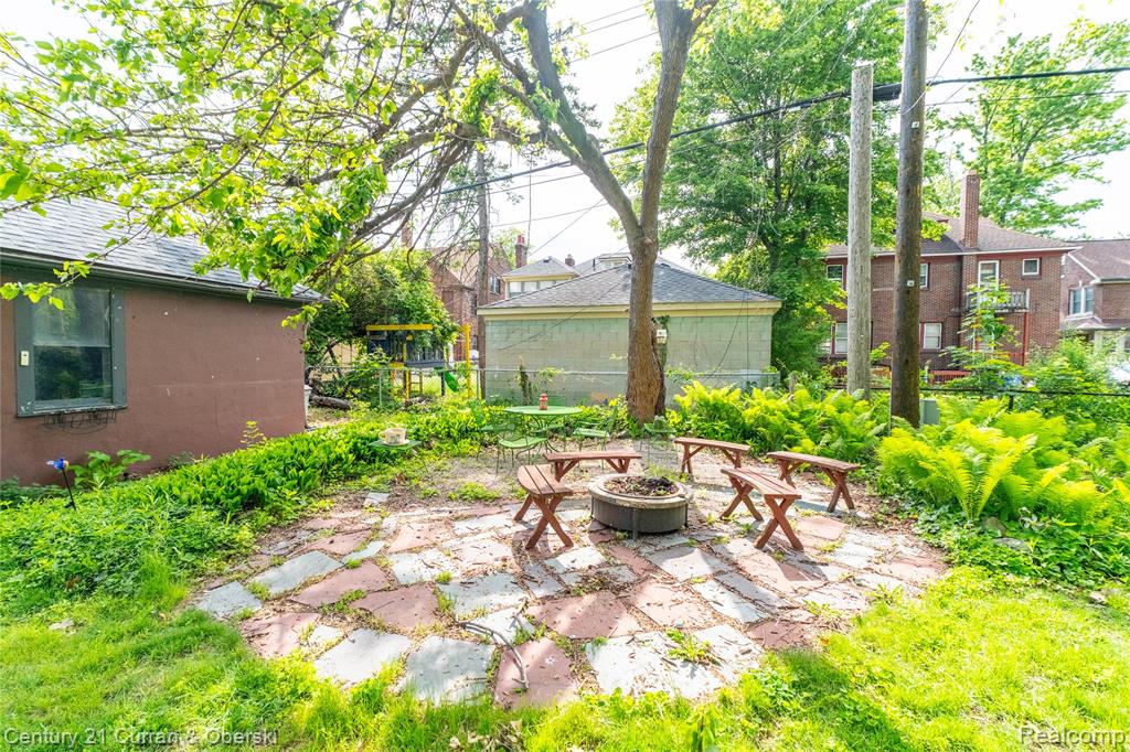 18655 Parkside Street, Detroit, MI 48221 — Photo 43