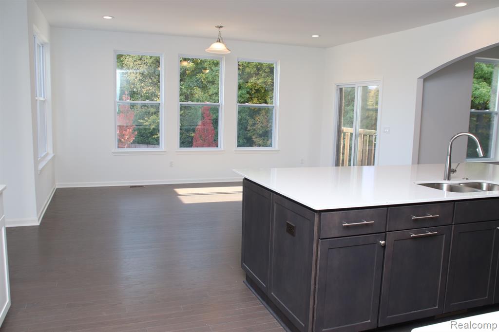 7296 Evergreen Trail, Almont, MI, 48003