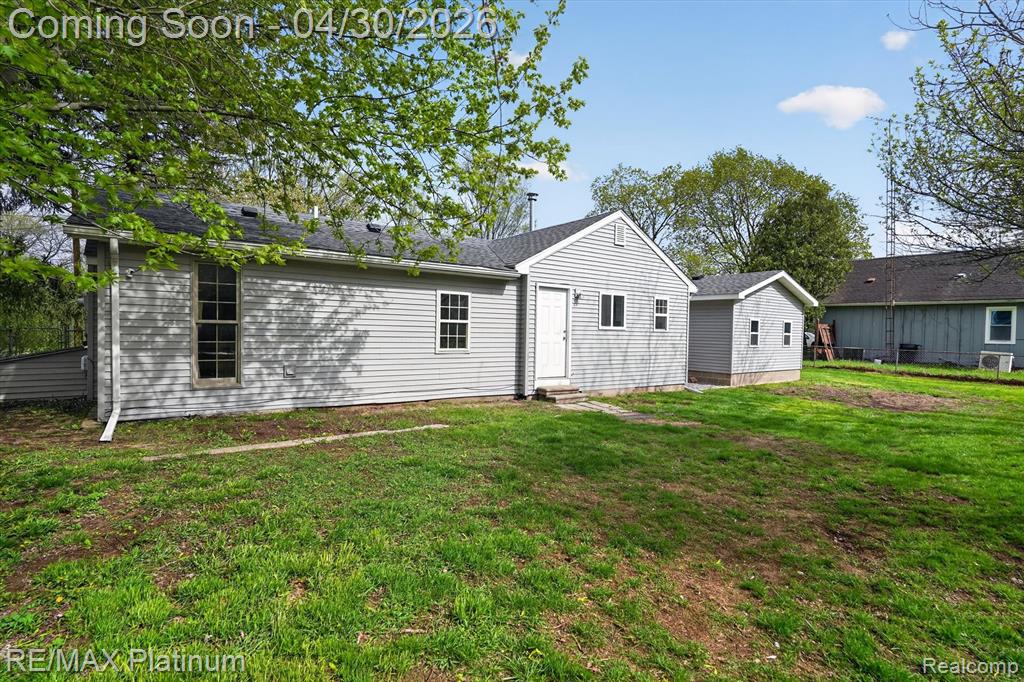 2417 Howald Avenue, Flint, MI 48504 — Photo 33