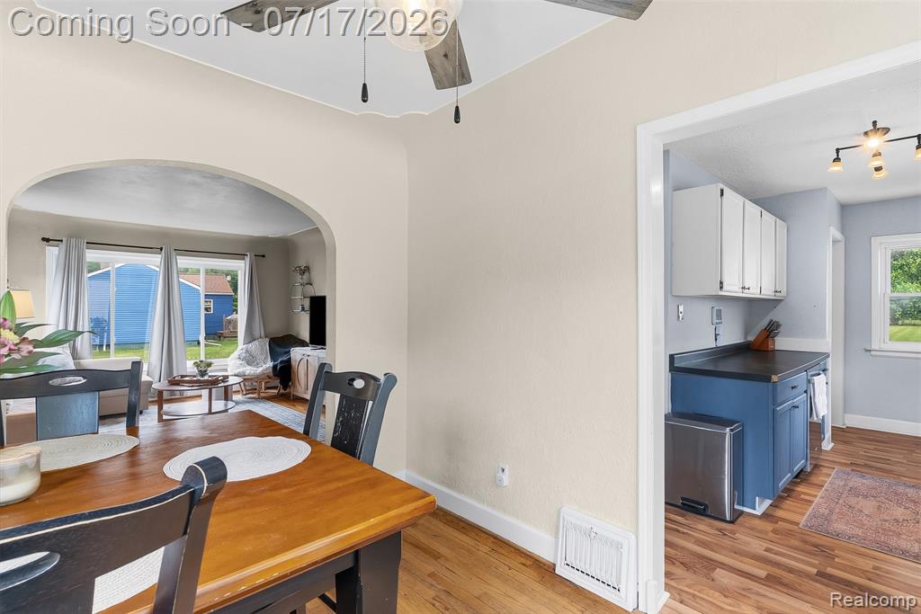 2496 Stockbridge Street, Burton, MI 48509 — Photo 10