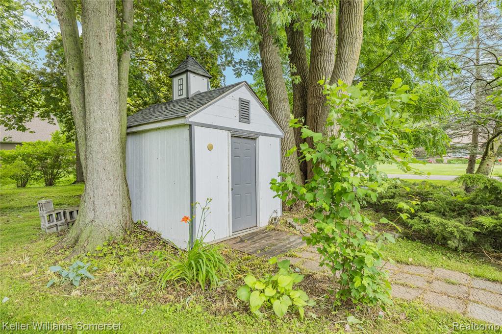 33614 Lakeview Street, New Baltimore, MI 48047 — Photo 54