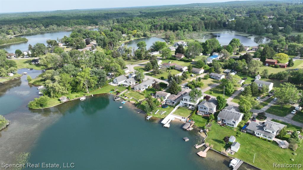 615 Dunleavy Drive, Highland, MI 48356 — Photo 31