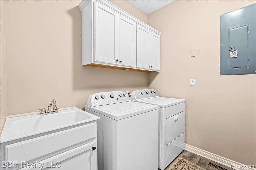 5933 PURPLE MARTIN Drive, South Rockwood, MI — Photo 18