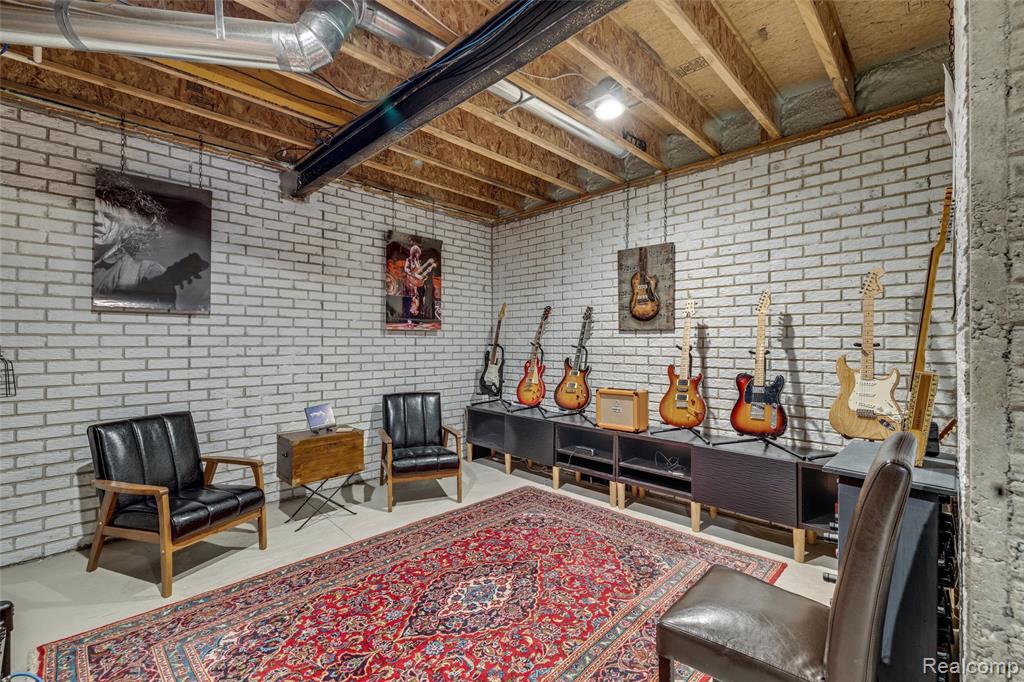 7252 Ardsley Lane, Clarkston, MI 48348 — Photo 57